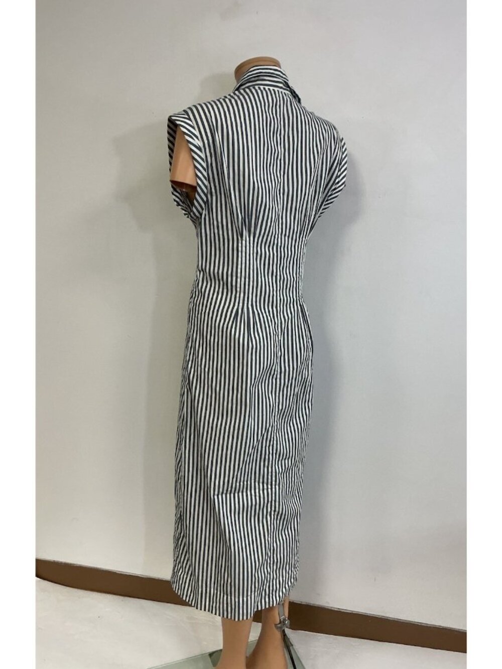 Abercrombie & Fitch Smocked Maxi Dress Nautical Button Front Womens Small - Picture 7 of 8